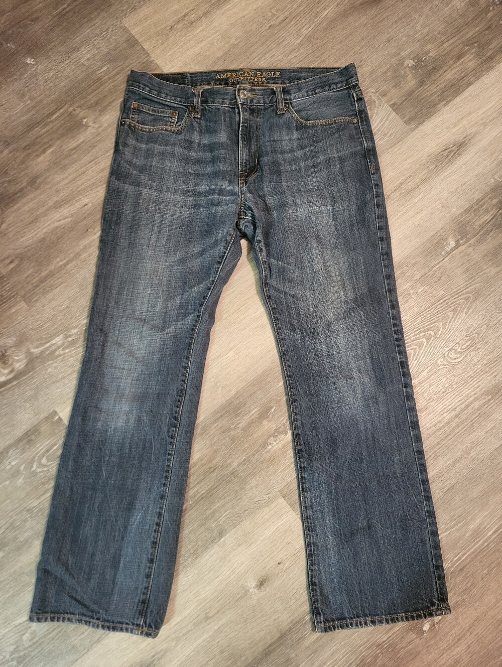 American Eagle Outfitters Men’s Dark Blue Bootcut Jeans Size 33/32